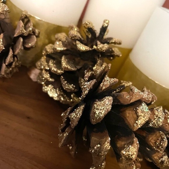 Gold Glitter Pine Cone, Set of 6 - Picture 4 of 6